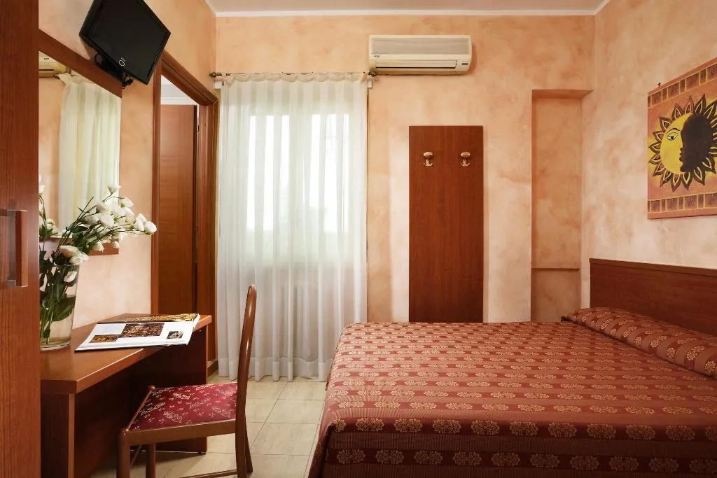 Room, B&B Alba Domus Roma, Rome