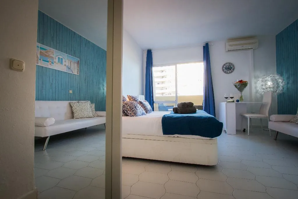STUDIO STANDARD Room, Holidays2Benal Beach, Costa Del Sol