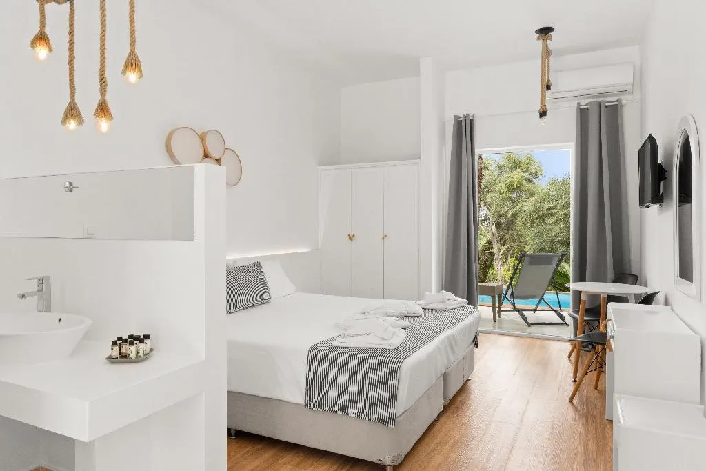 DOUBLE PREMIUM Room, Mr & Mrs White Corfu, Corfu