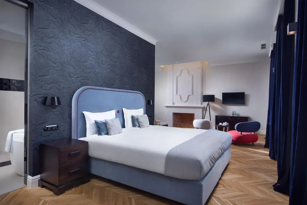 DOUBLE DELUXE Room, Relais & Chateaux Hotel Quadrille - Adults Only, Gdansk