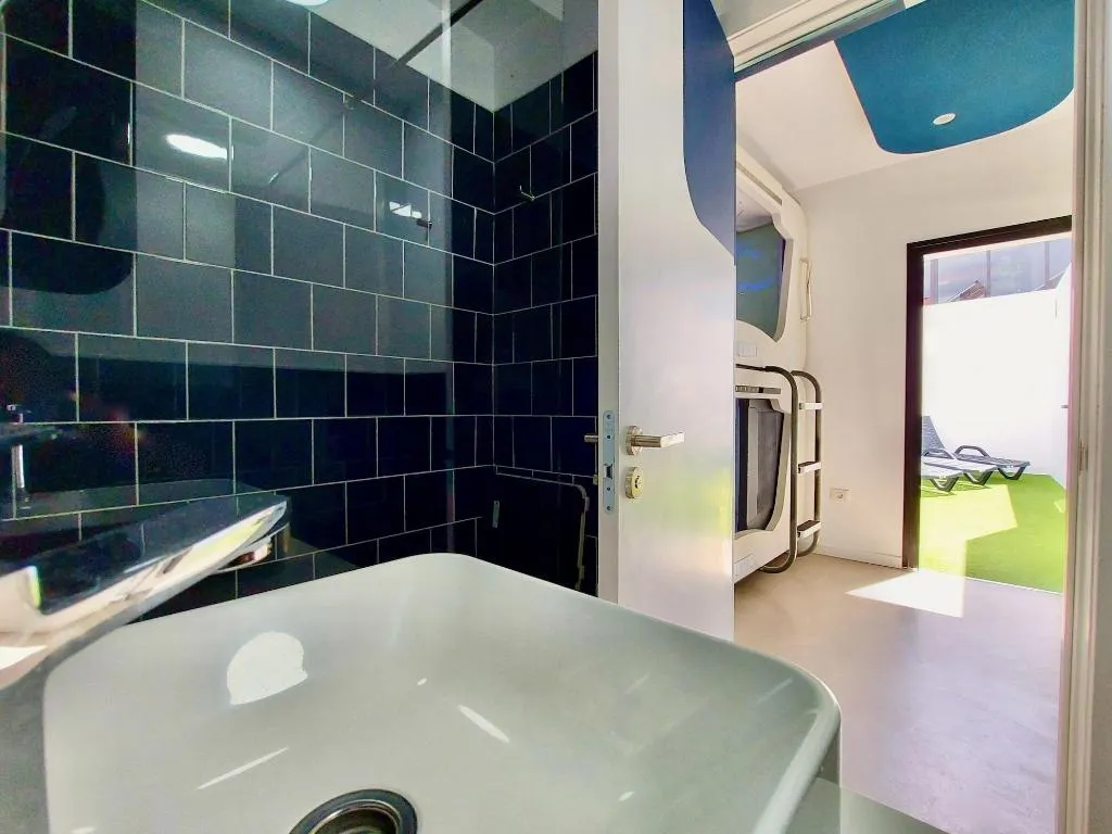 Room, Atypicap Capsule Hostel, Tenerife