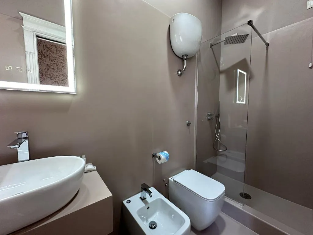 Room, Parthenope Rooms, Naples