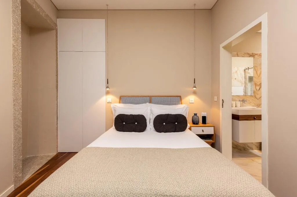 APARTMENT ONE BEDROOM Room, Rs Porto Historic Center, Porto