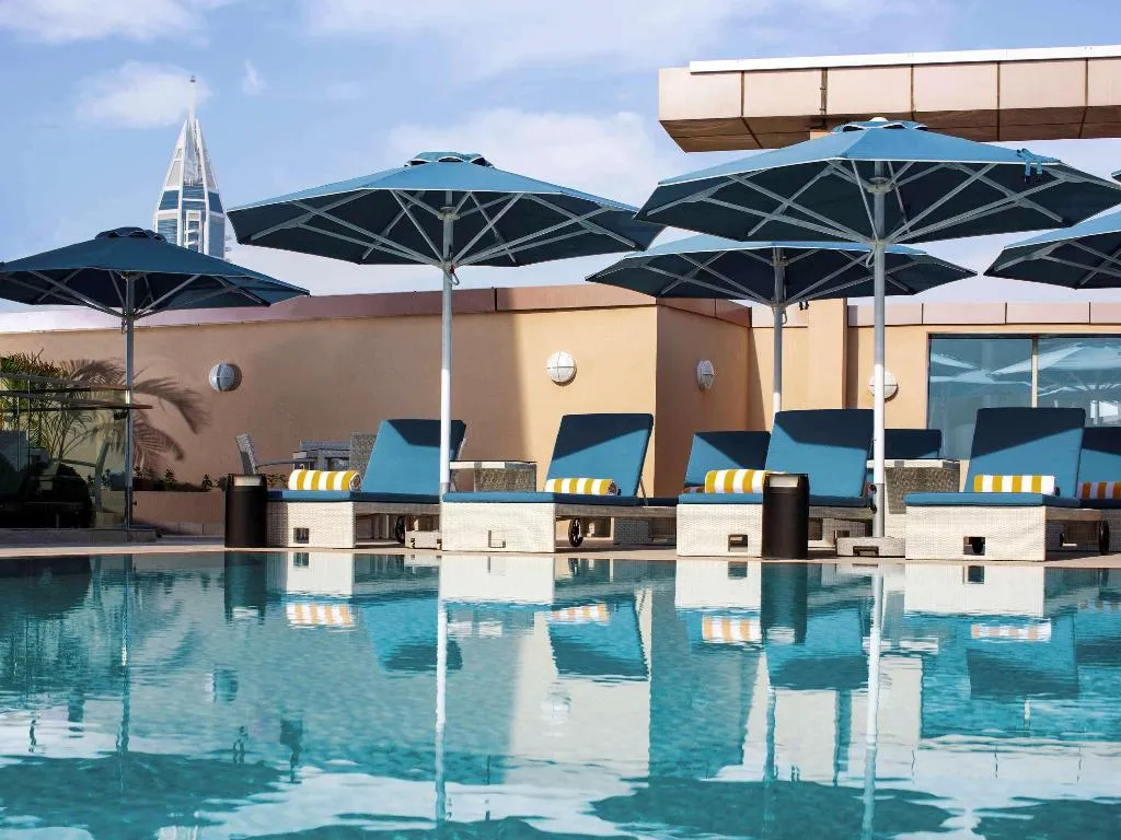Pool, Pullman Dubai JLT, Dubai