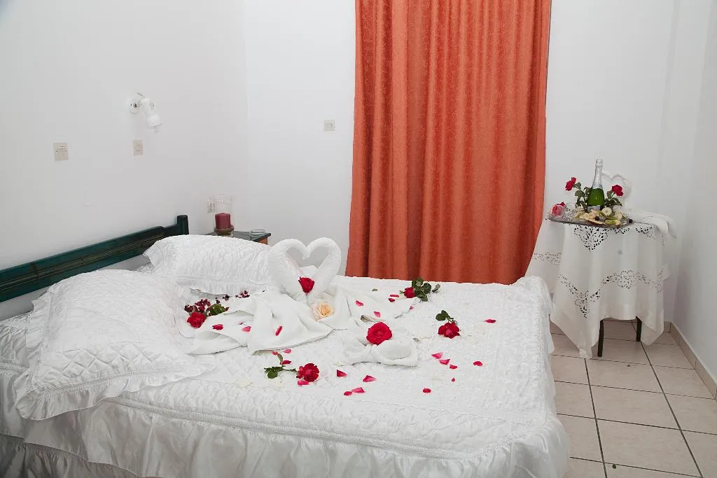 TRIPLE GARDEN VIEW Room, Athinoula, Kos
