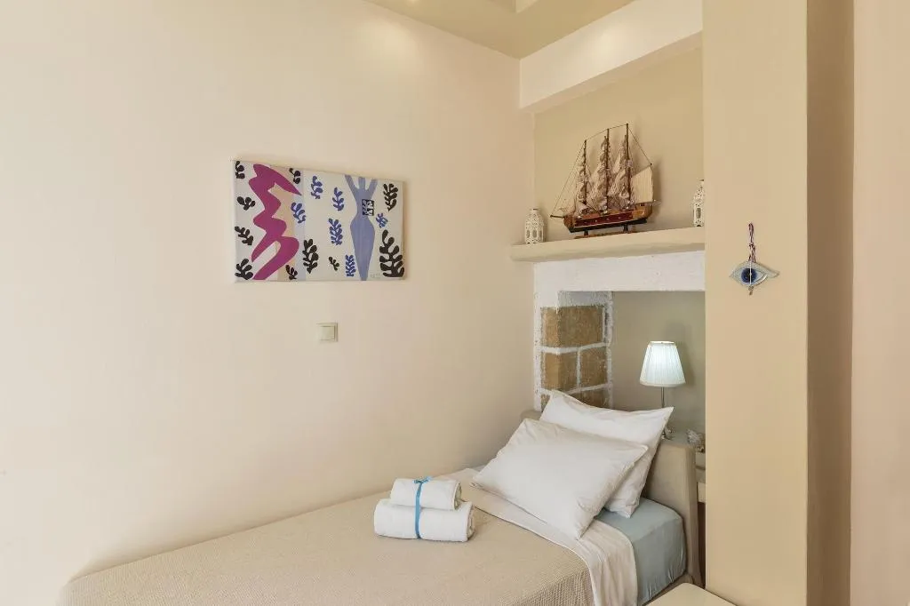 Room, Casa Antica, Rhodes