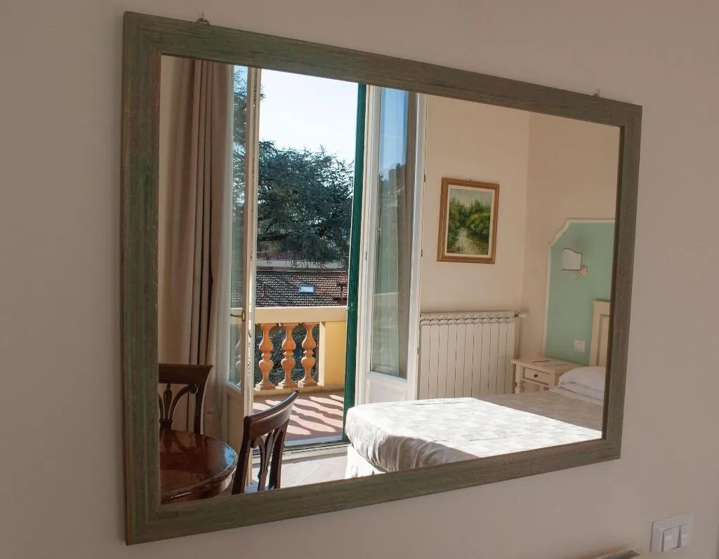 Room, Dimora Salviati, Florence