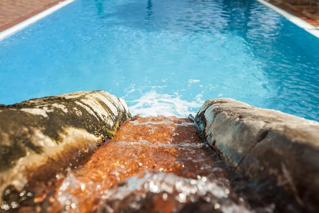 Pool, Continental Mare, Naples