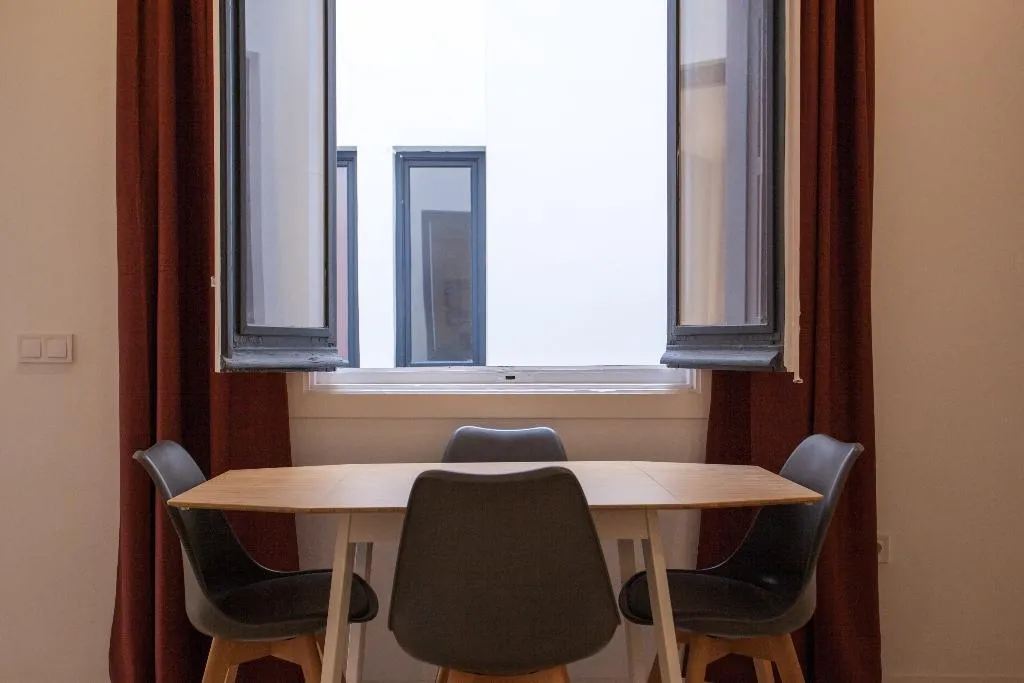 APARTMENT TWO BEDROOMS TWO BATHROOMS Room, Gran Central Suites, Madrid