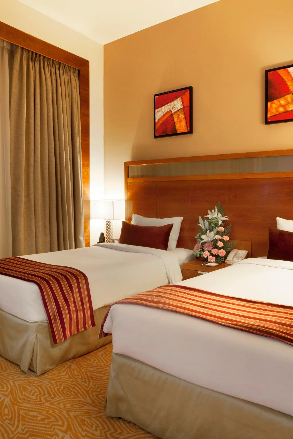 Double or Twin STANDARD Room, Landmark Grand Hotel, Dubai