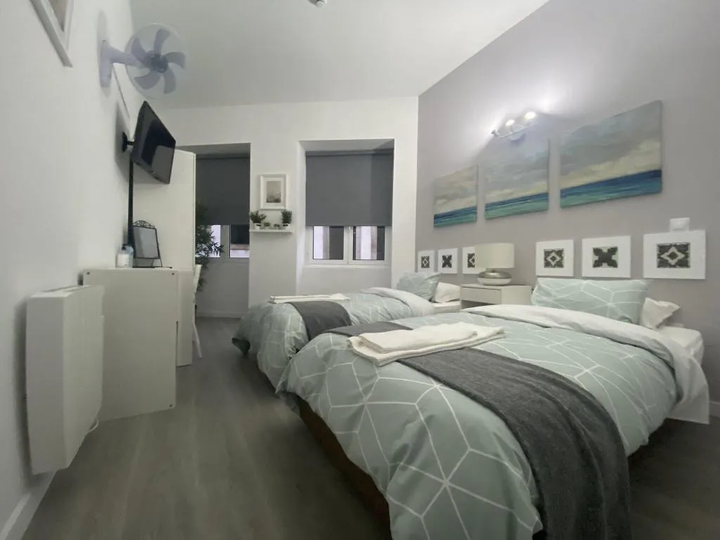 Room, Residencial Triunfo, Porto
