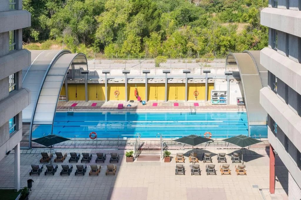 Pool, Madrid Airport Suites Affiliated By Melia, Madrid