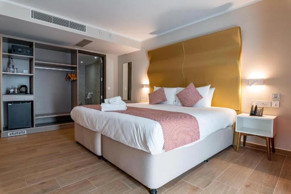 SINGLE SIDE SEA VIEW Room, Seaview Hotel - Adults Only 16+, Malta