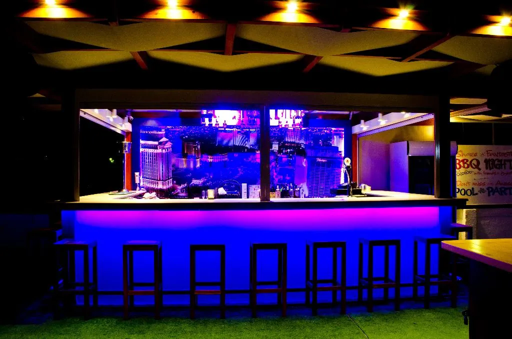 Bar, Yiannis Manos, Crete