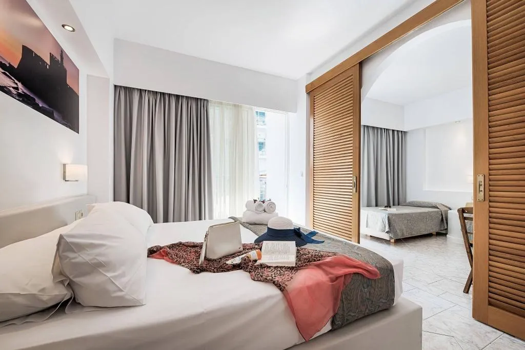 Room, Esperia, Rhodes