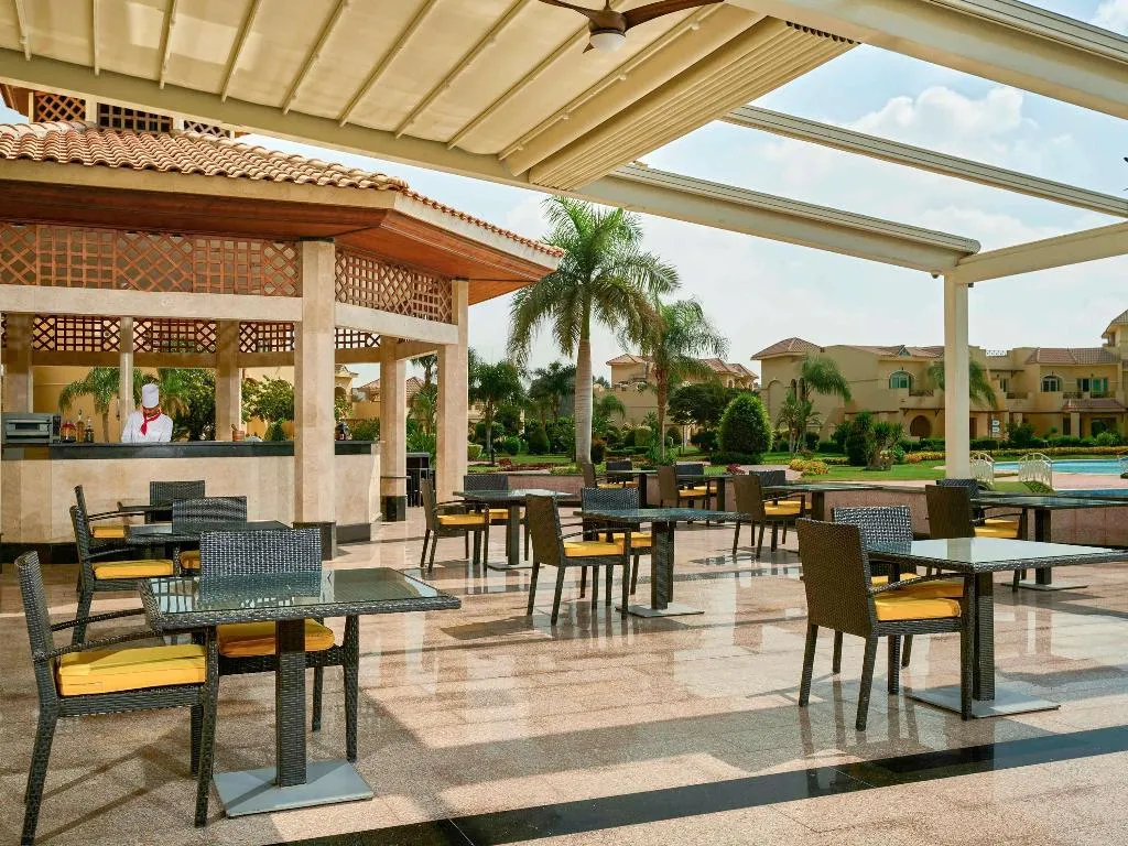 Restaurant, Movenpick Cairo Media City, Cairo