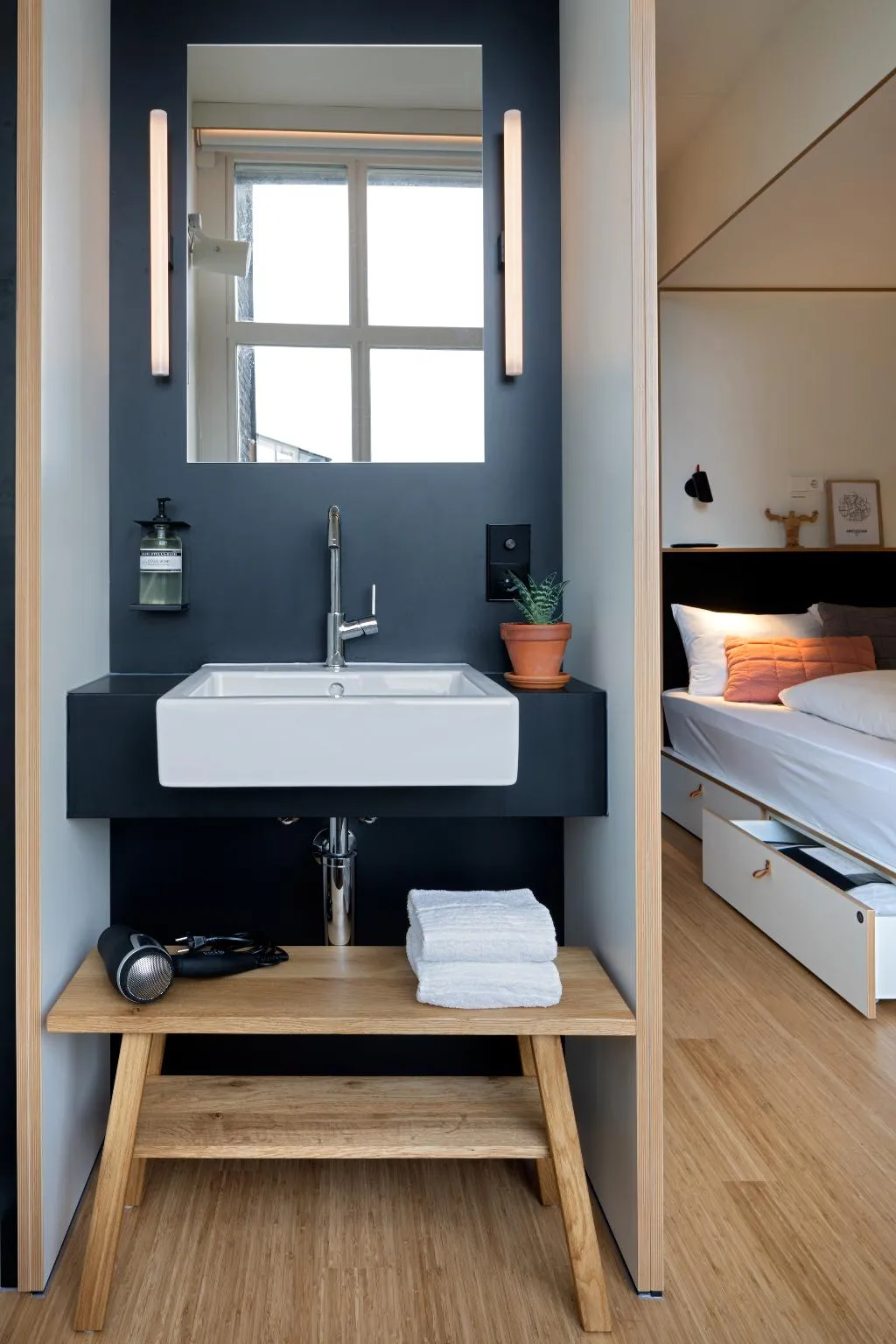 General view, Zoku Amsterdam, Amsterdam