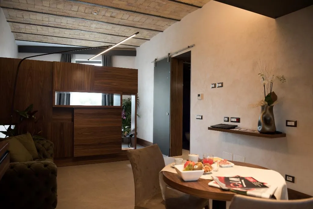 JUNIOR SUITE STANDARD Room, Gasometer Urban Suites, Rome