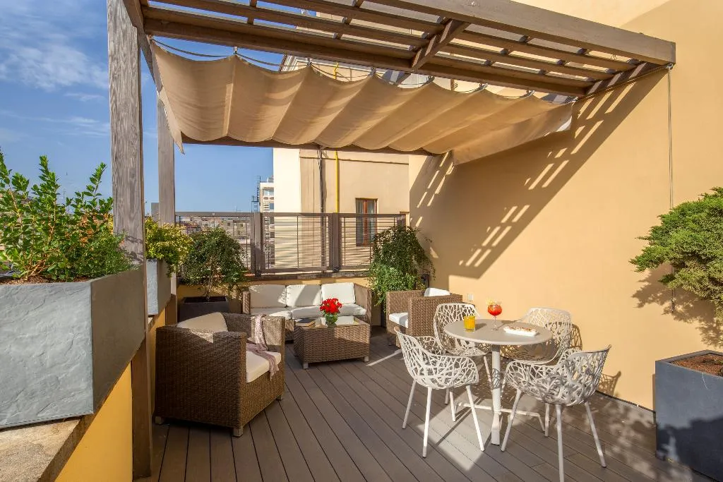 SUITE WITH TERRACE Room, Monti Palace Hotel, Rome