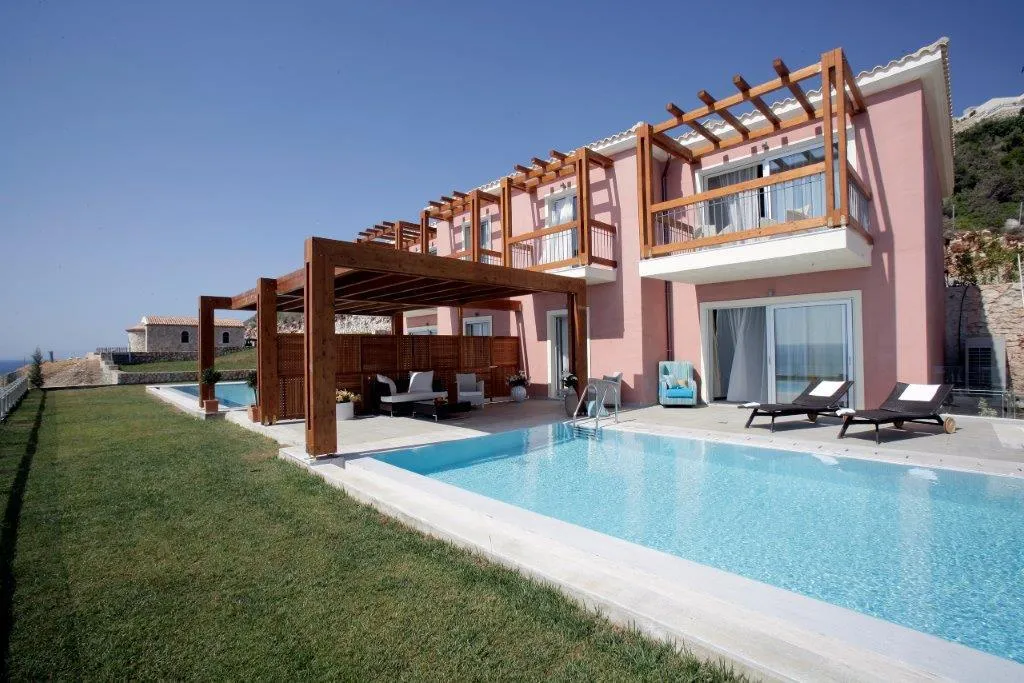 SUITE WITH PRIVATE POOL Room, Apostolata Island Resort, Kefallinia