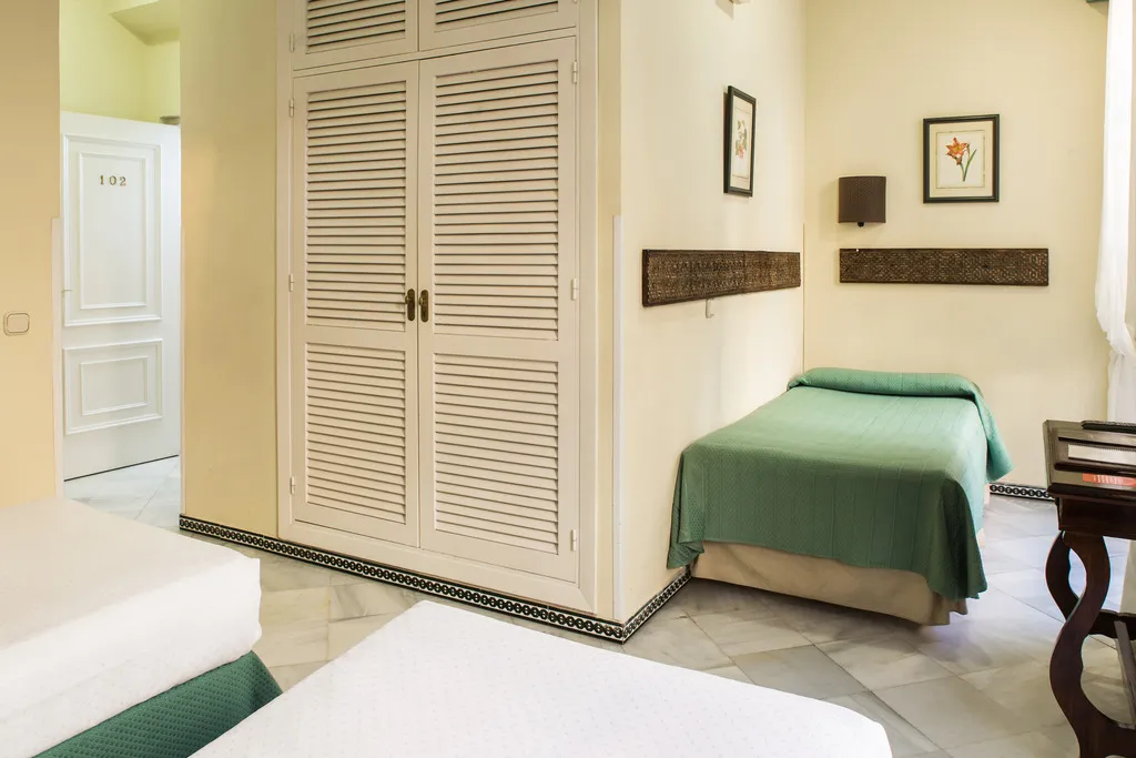 Room, Hotel Abril, Seville