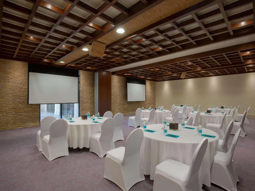 Conferences, Sofitel Dubai The Palm, Dubai