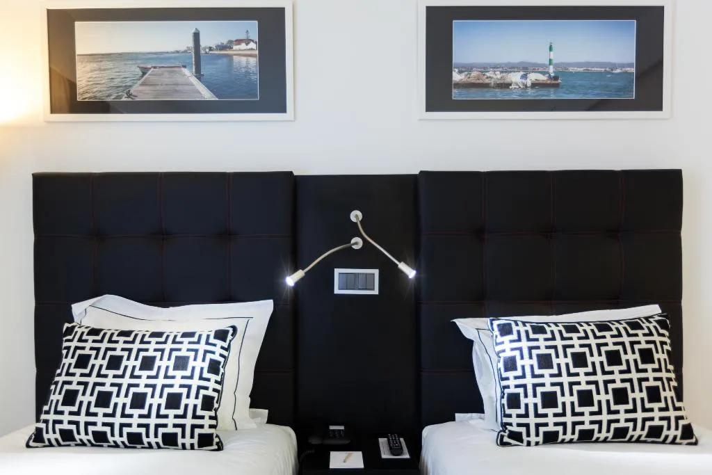 Double or Twin SUPERIOR Room, Faro Boutique Hotel, Algarve