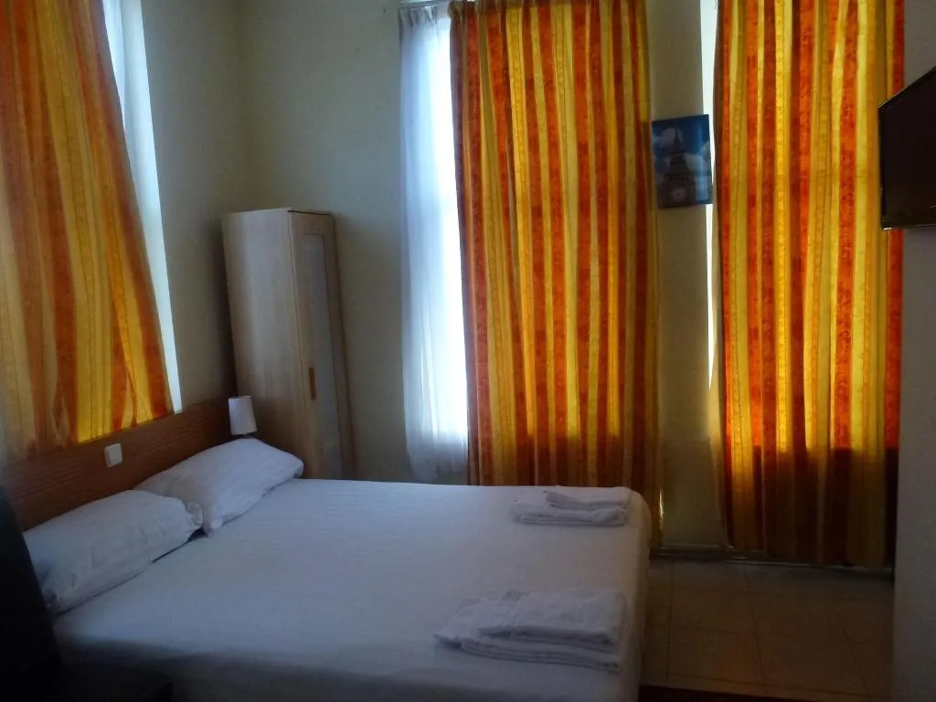 Room, Hotel Isis, Amsterdam