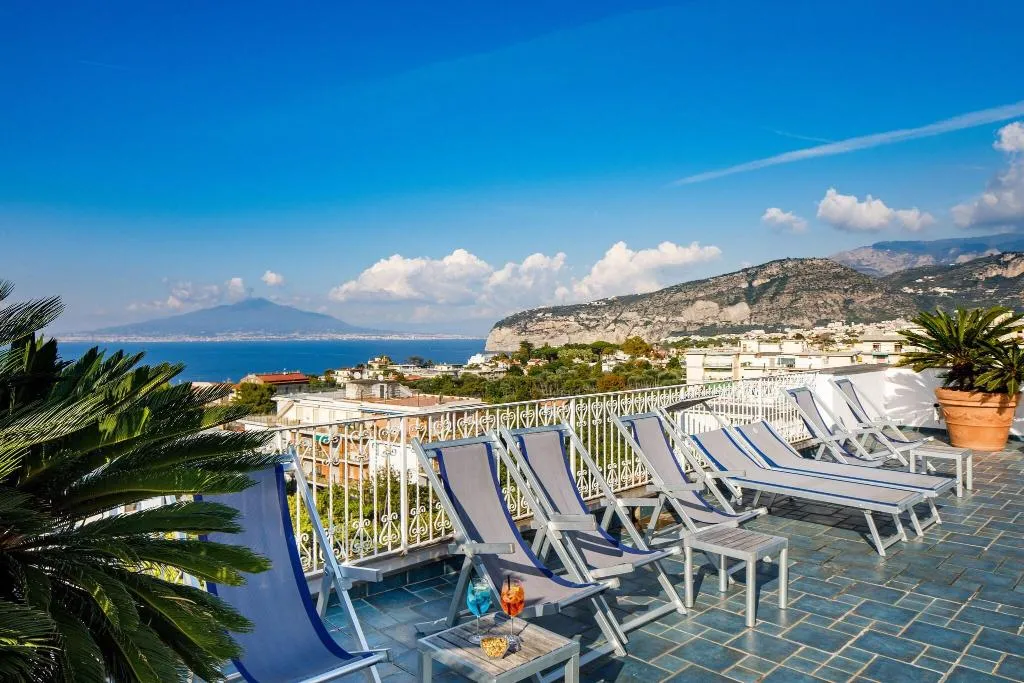 Terrace, Zi' Teresa, Naples