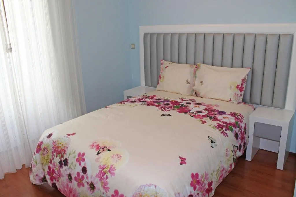 Room, Grande Oceano Guest House, Porto