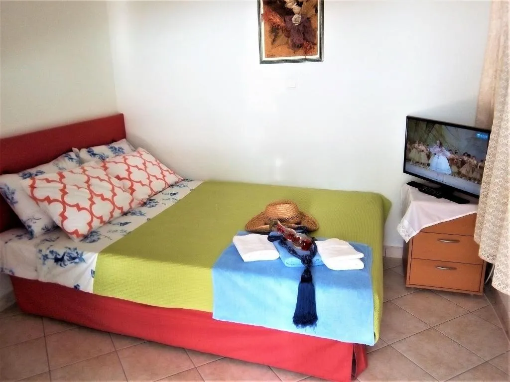 Room, Angelina's Home, Athens