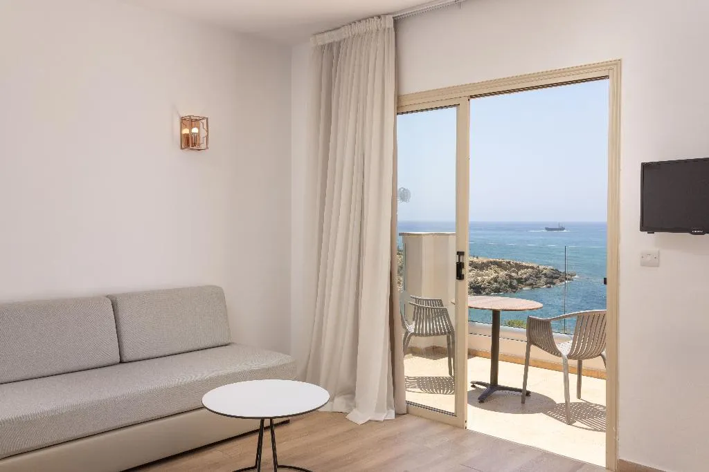 APARTMENT SEA VIEW ONE BEDROOM Room, Atlantica Akteon, Cyprus