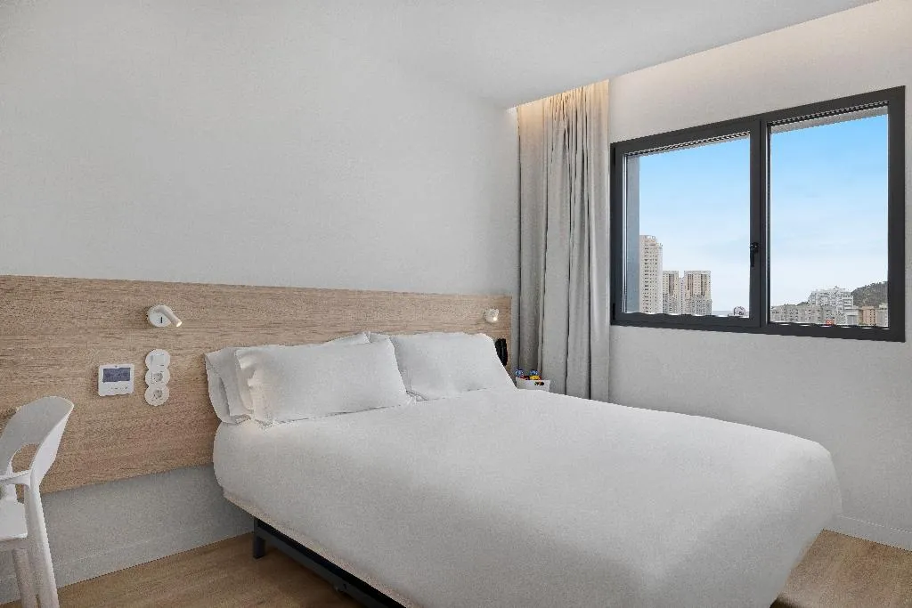 DOUBLE STANDARD Room, B&B Hotel Benidorm Finestrat, Costa Blanca