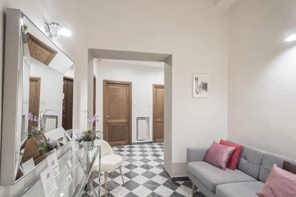 Lobby, Little Queen Relais, Rome