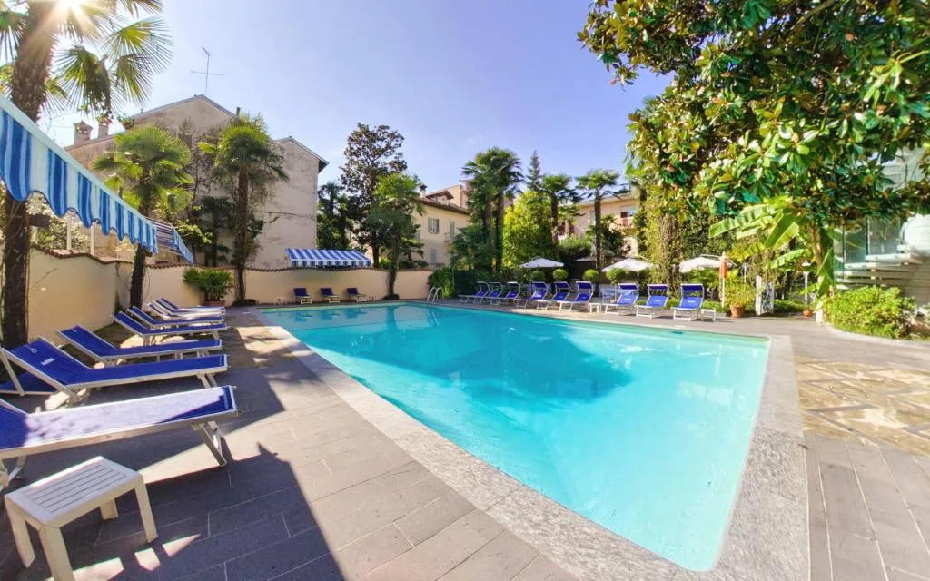 Pool, Astoria, Milan