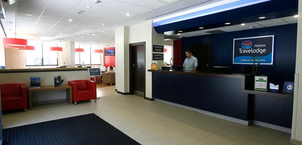 Lobby, Travelodge Valencia Aeropuerto, Valencia