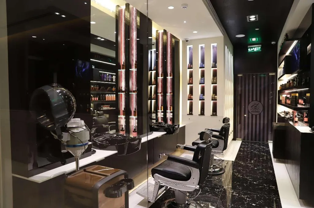 Bar, Golden Tulip Media Hotel, Dubai