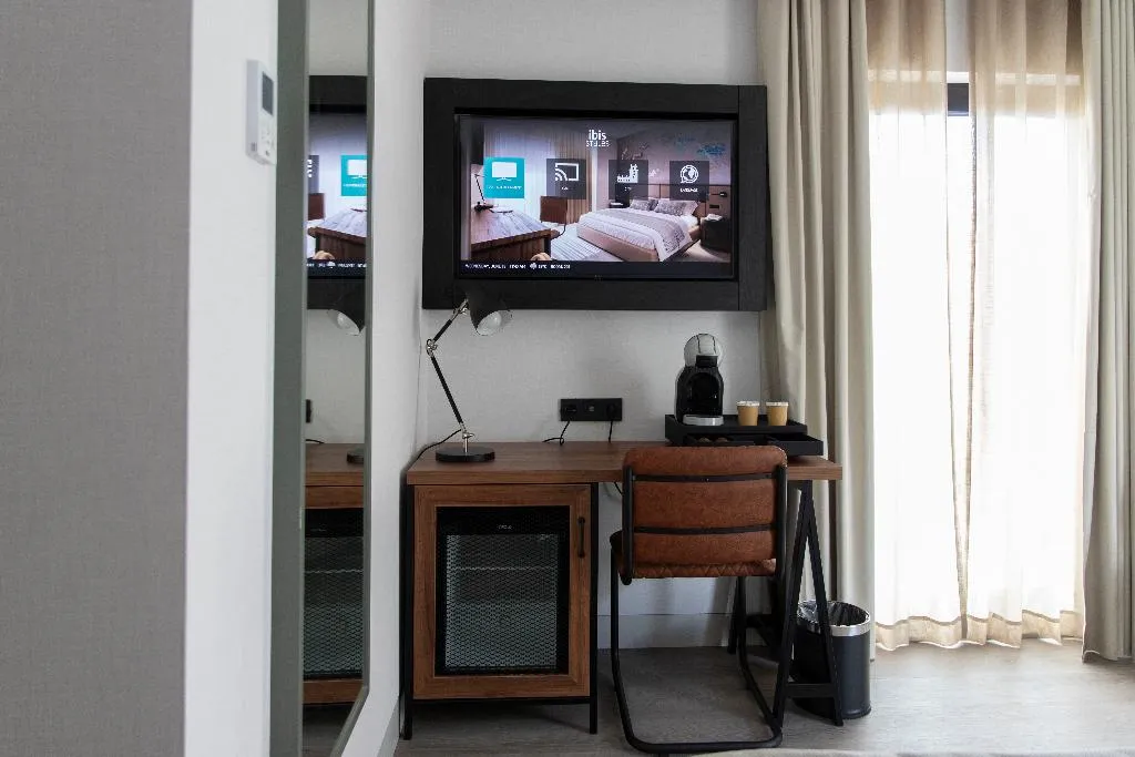 TWIN SUPERIOR Room, Ibis Styles Lisboa Aeroporto, Lisbon