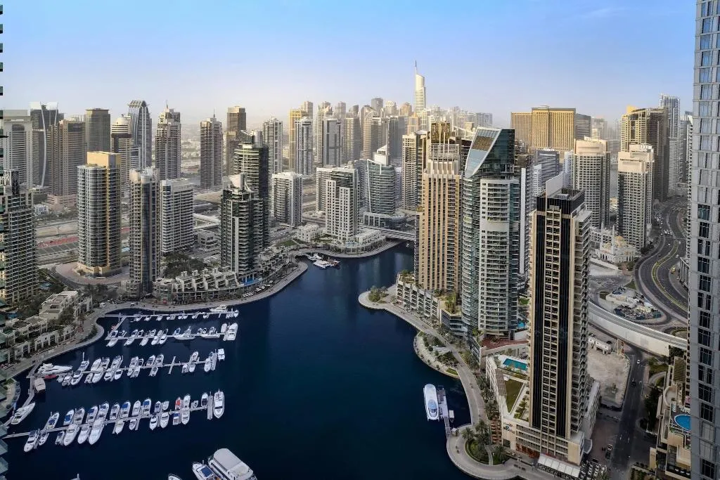 Room, Dubai Marriott Harbour Hotel & Suites, Dubai