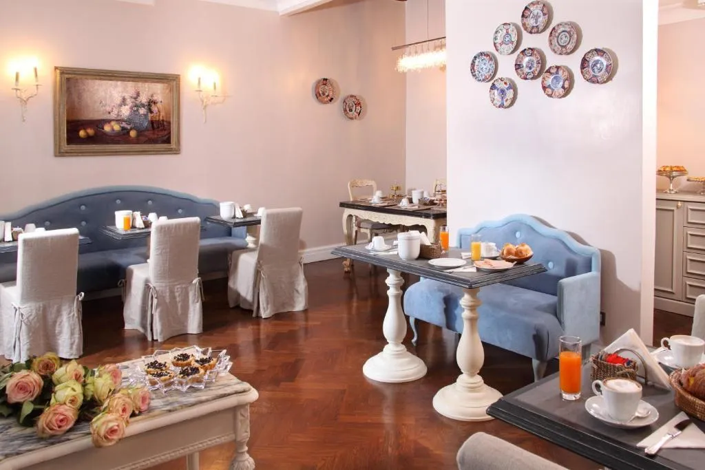 General view, Vivaldi Luxury Hotel, Rome