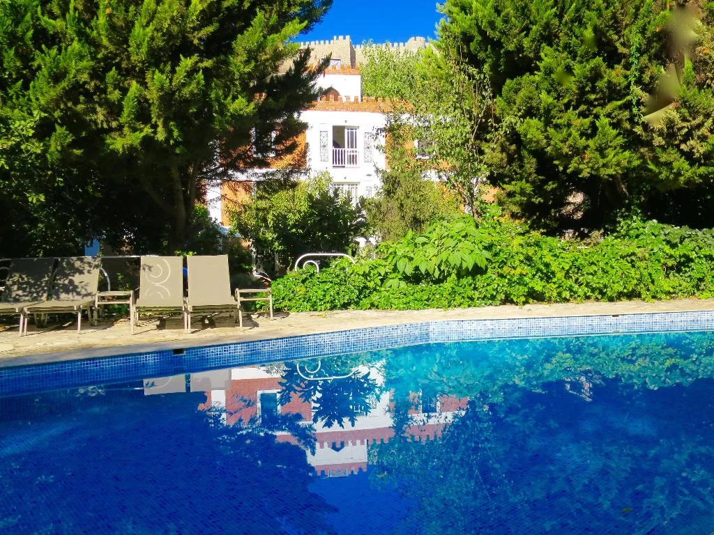 Pool, Kalehan, Izmir