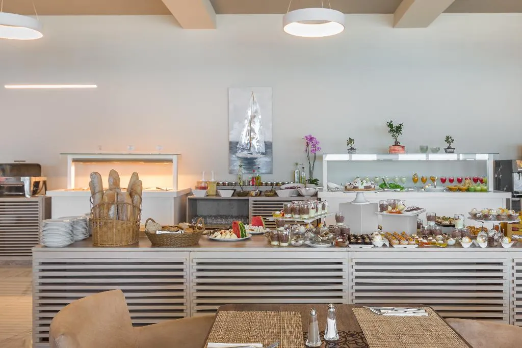 Restaurant, Golden Mare Resort, Corfu