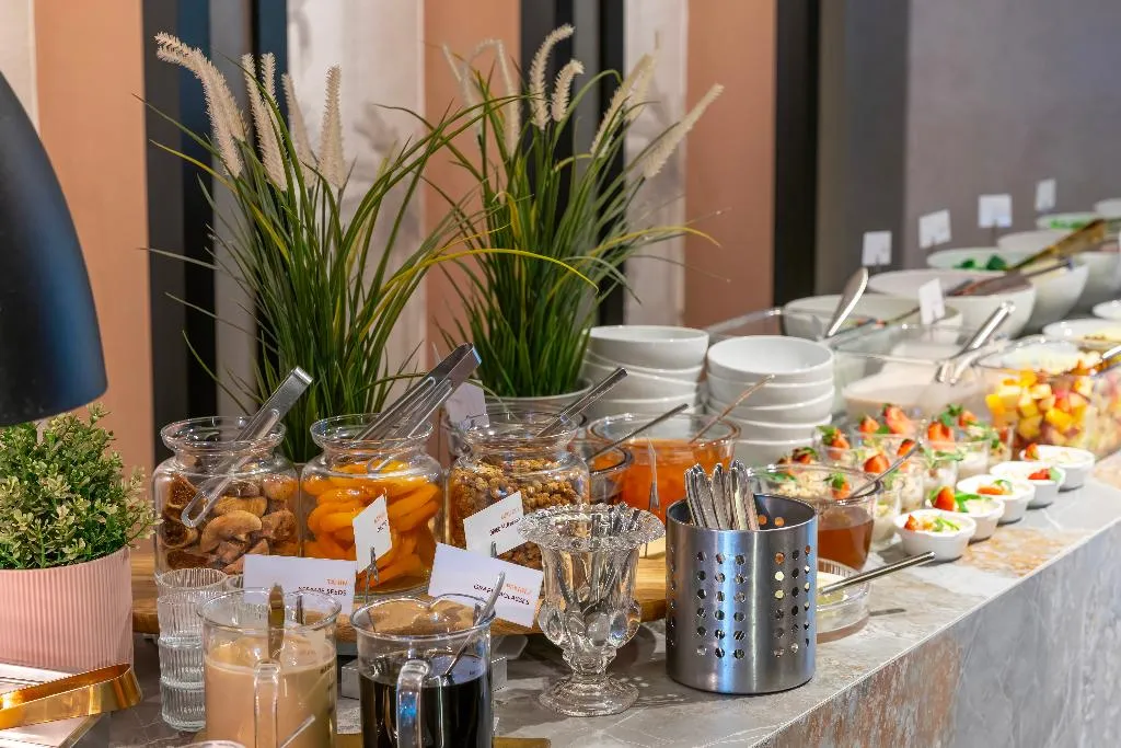 Restaurant, The New Zeybek Hotel, Izmir