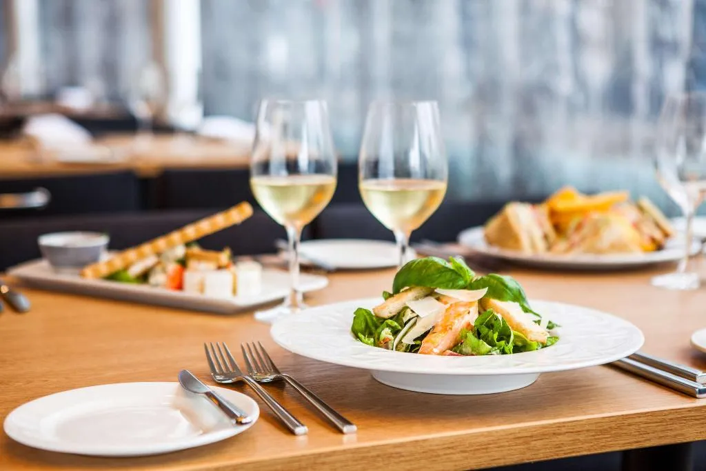 Restaurant, Park Inn by Radisson Central Tallinn, Tallinn