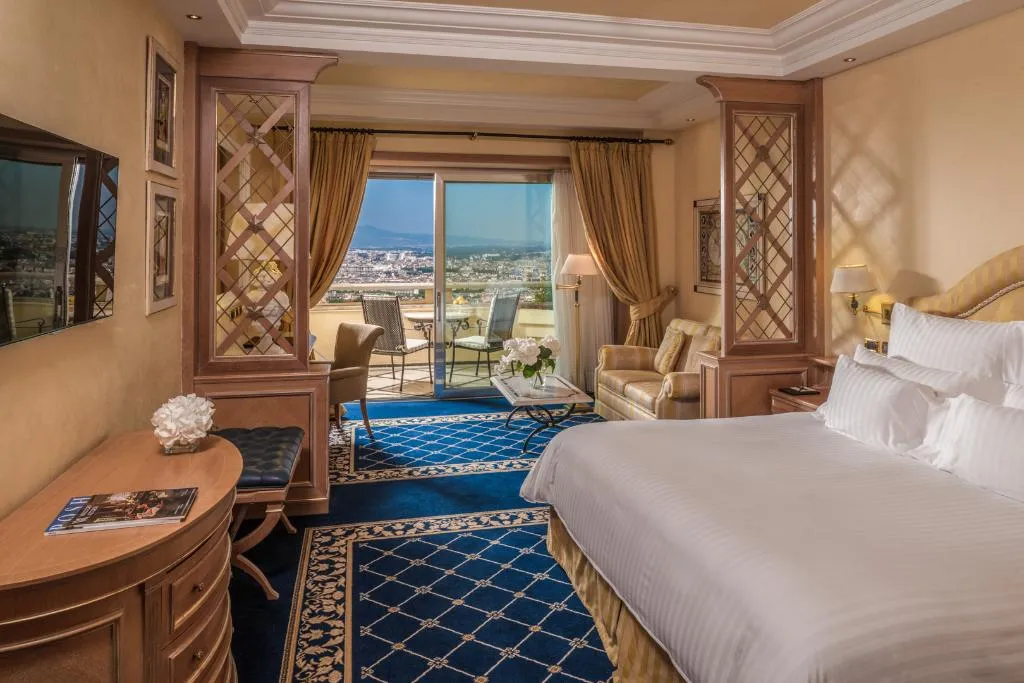 DOUBLE WITH VIEWS Room, Rome Cavalieri, A Waldorf Astoria Hotel, Rome