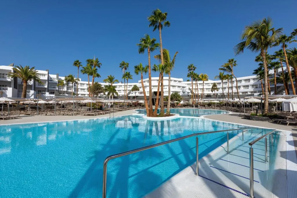 Pool, Hotel Riu Paraiso Lanzarote - All Inclusive, Lanzarote