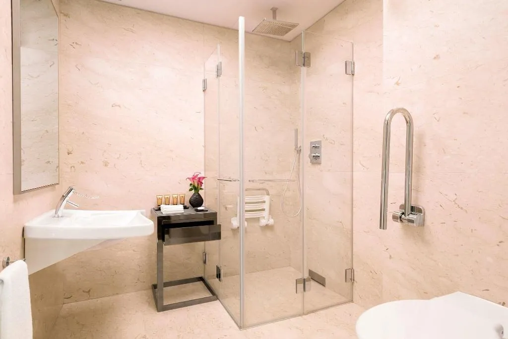 Room, Excelsior Hotel Gallia, a Luxury Collection Hotel, Milan