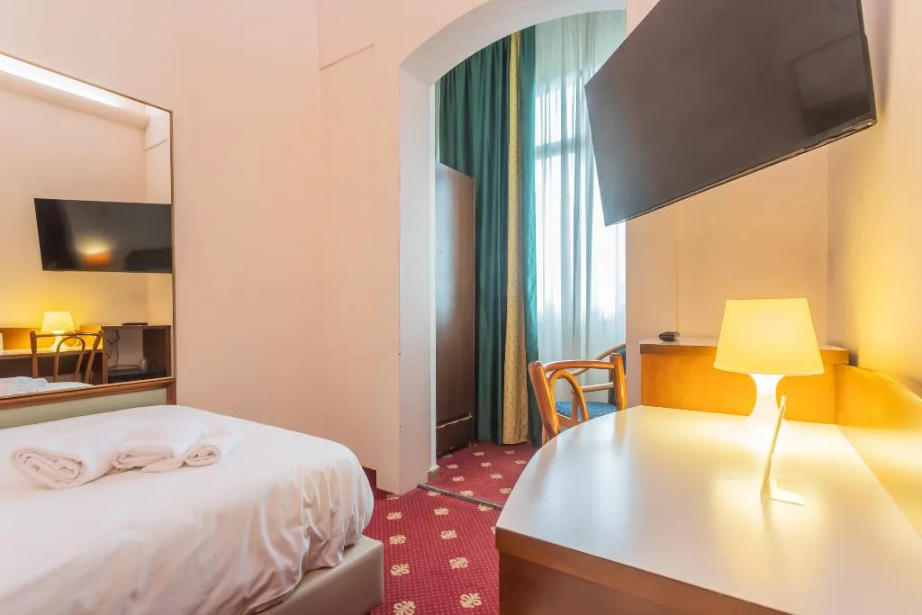 SINGLE STANDARD Room, Polo, Milan