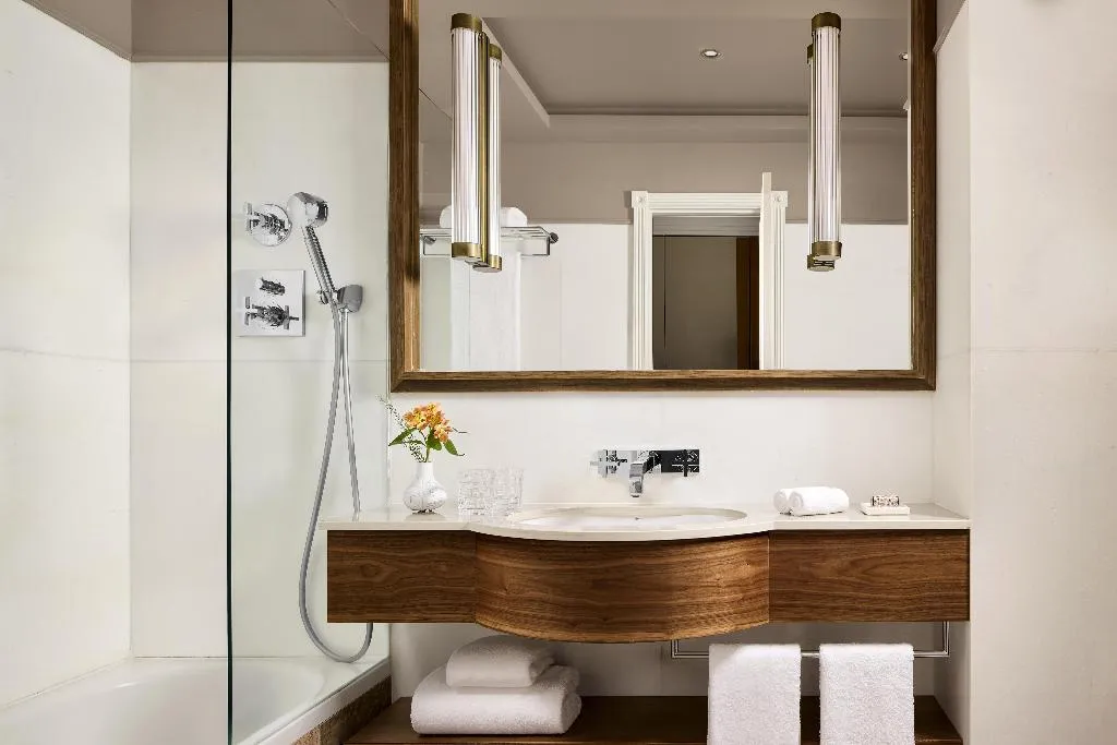 DOUBLE DELUXE Room, Tivoli Avenida Liberdade Lisboa, Lisbon