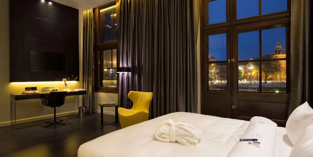 Room, art'otel amsterdam, Powered by Radisson Hotels, Amsterdam